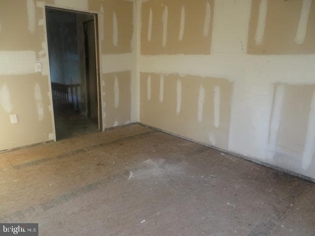 527 E Chelten Avenue photo 7