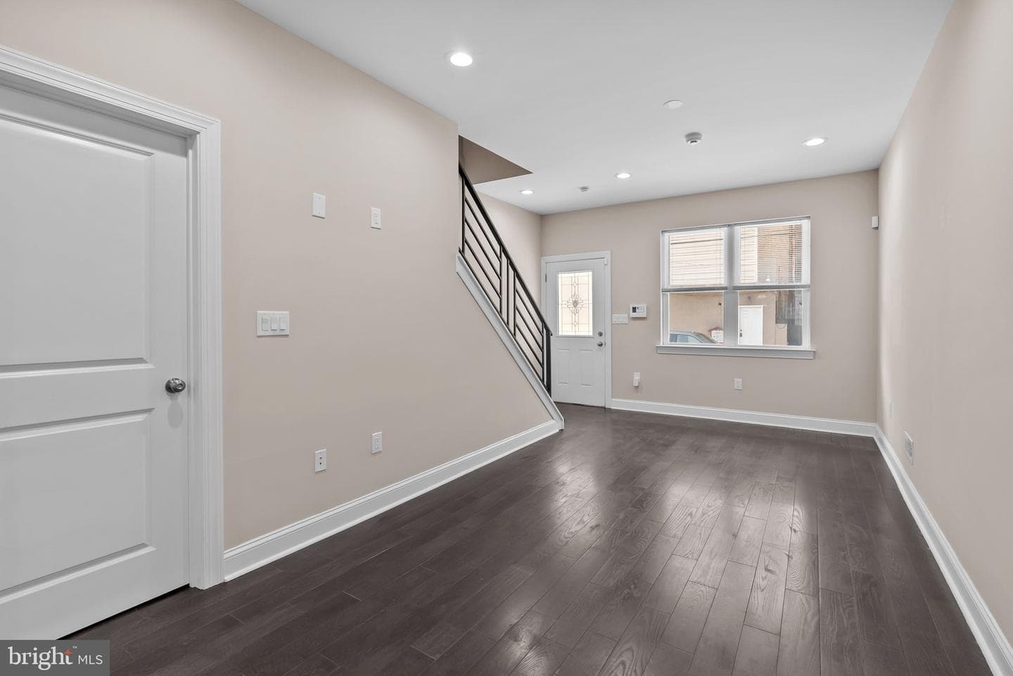 2113 Reed St, Philadelphia