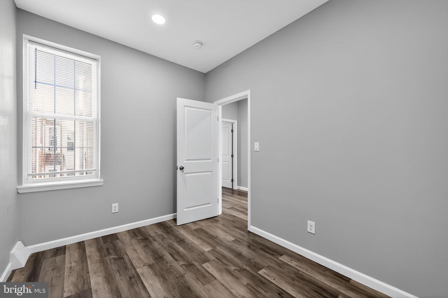 4516 N Mole Street photo 19