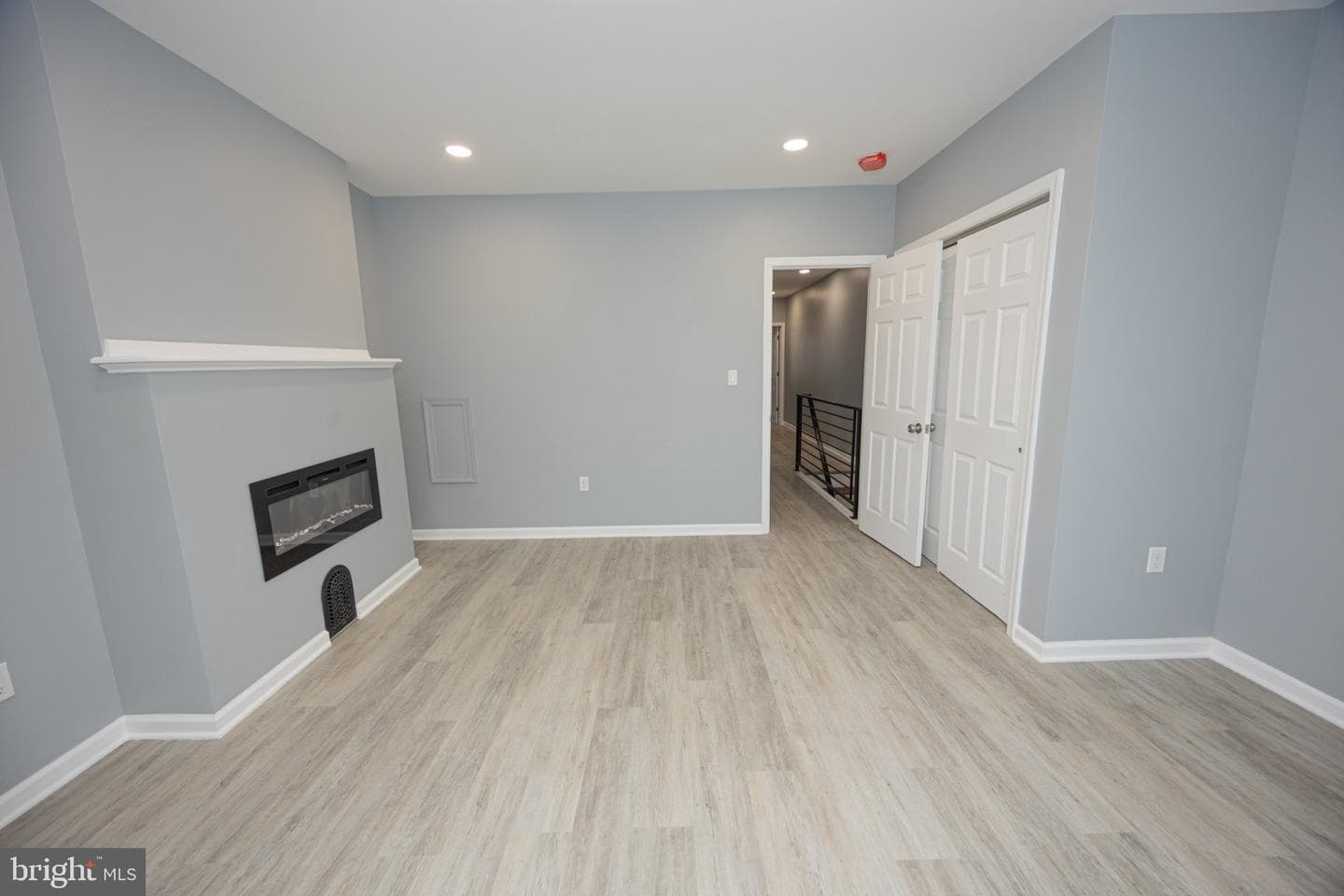 6124 Lensen Street photo 26