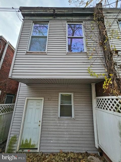3025 Redner Street S photo 5