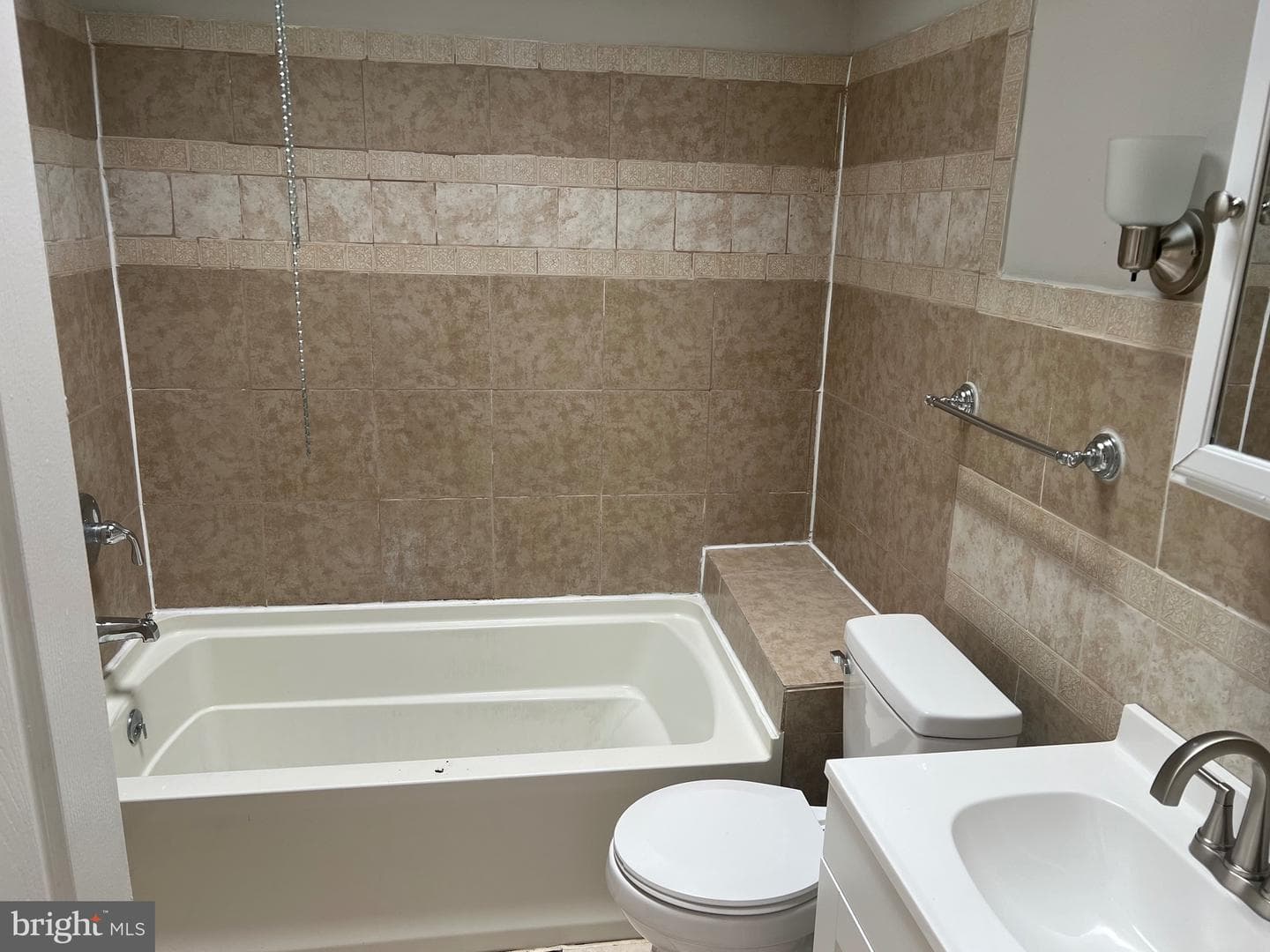 6328 Torresdale Avenue photo 5