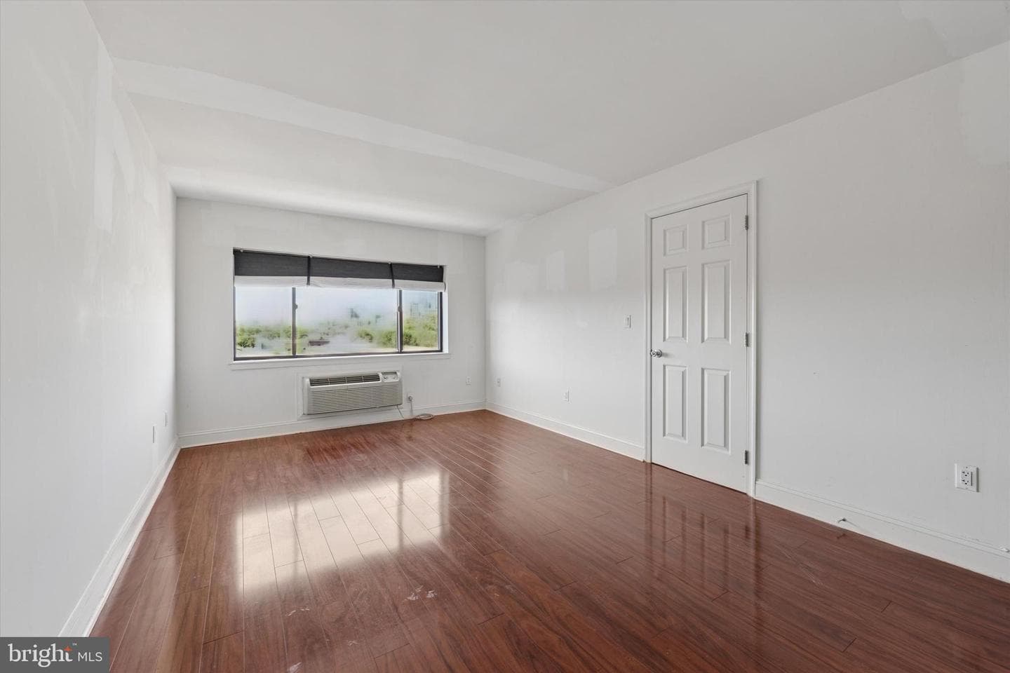 200 Lombard Street #804 photo 13