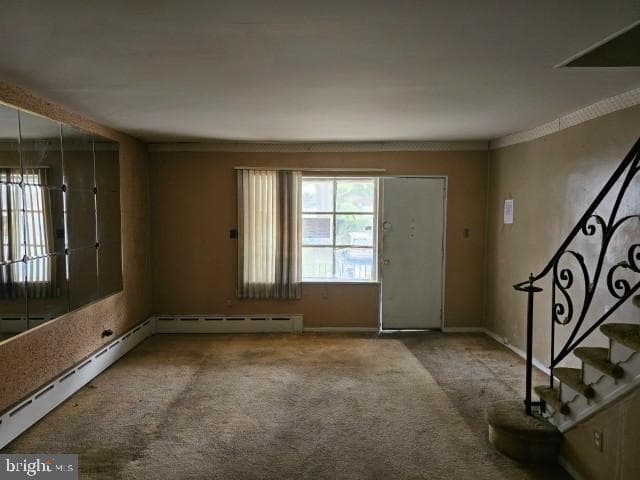 6846 N 7th Street photo 2