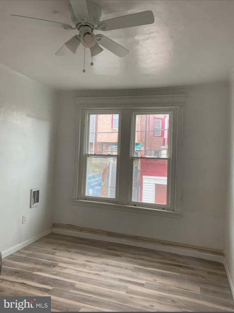 5849 Ludlow Street photo 16