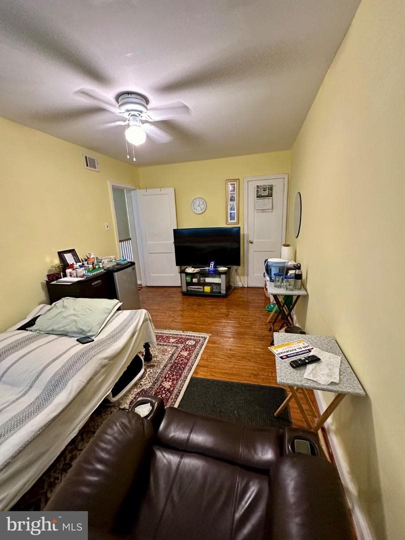 6305 Elmhurst Street photo 12