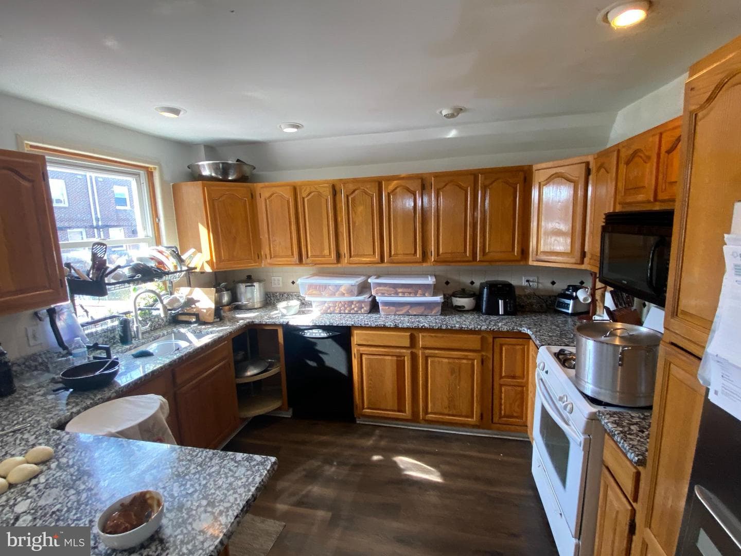 1238 Glenview Street photo 6