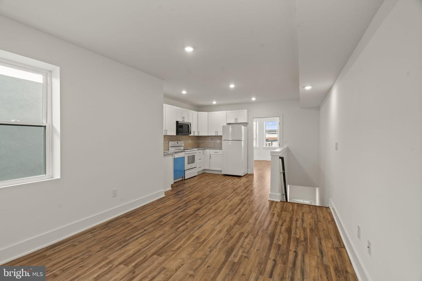 3656 Richmond Street photo 16
