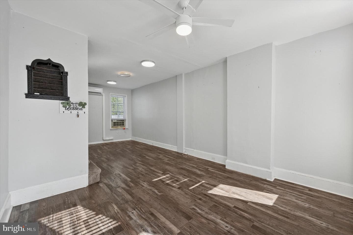 1039 W Russell Street, Philadelphia