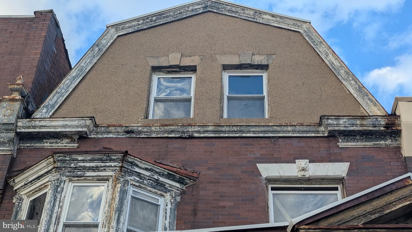 2819 W Somerset Street photo 7