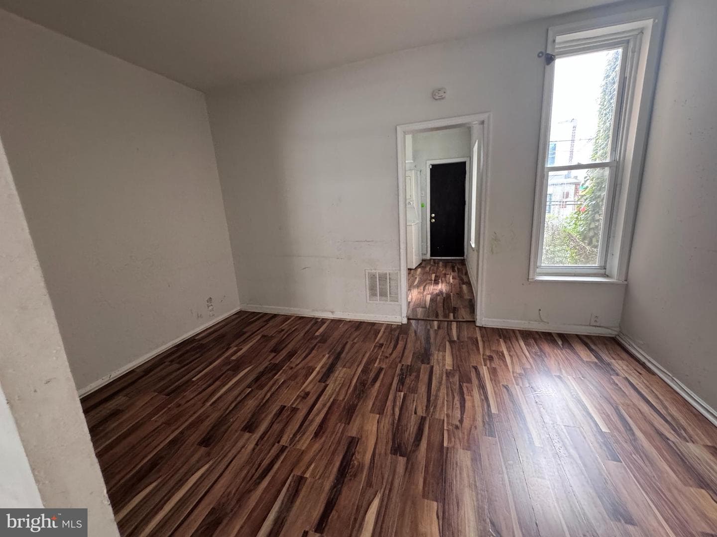 147 N Wanamaker Street photo 5