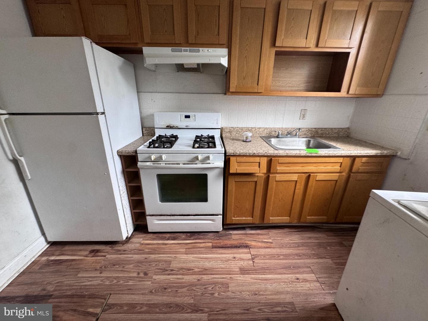 147 N Wanamaker Street photo 8
