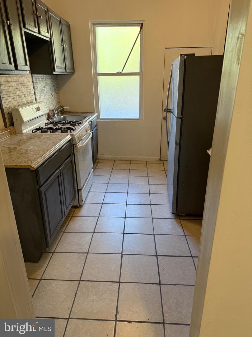 2856 Tulip Street photo 5