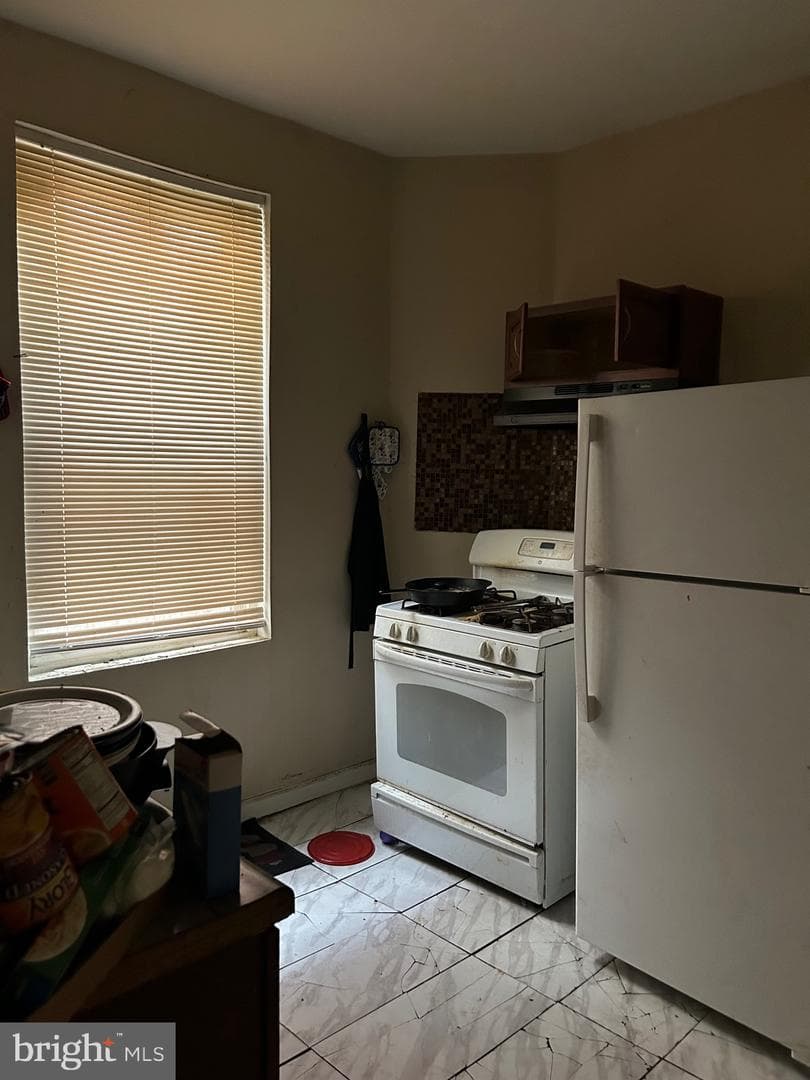 3903 N Franklin Street photo 11