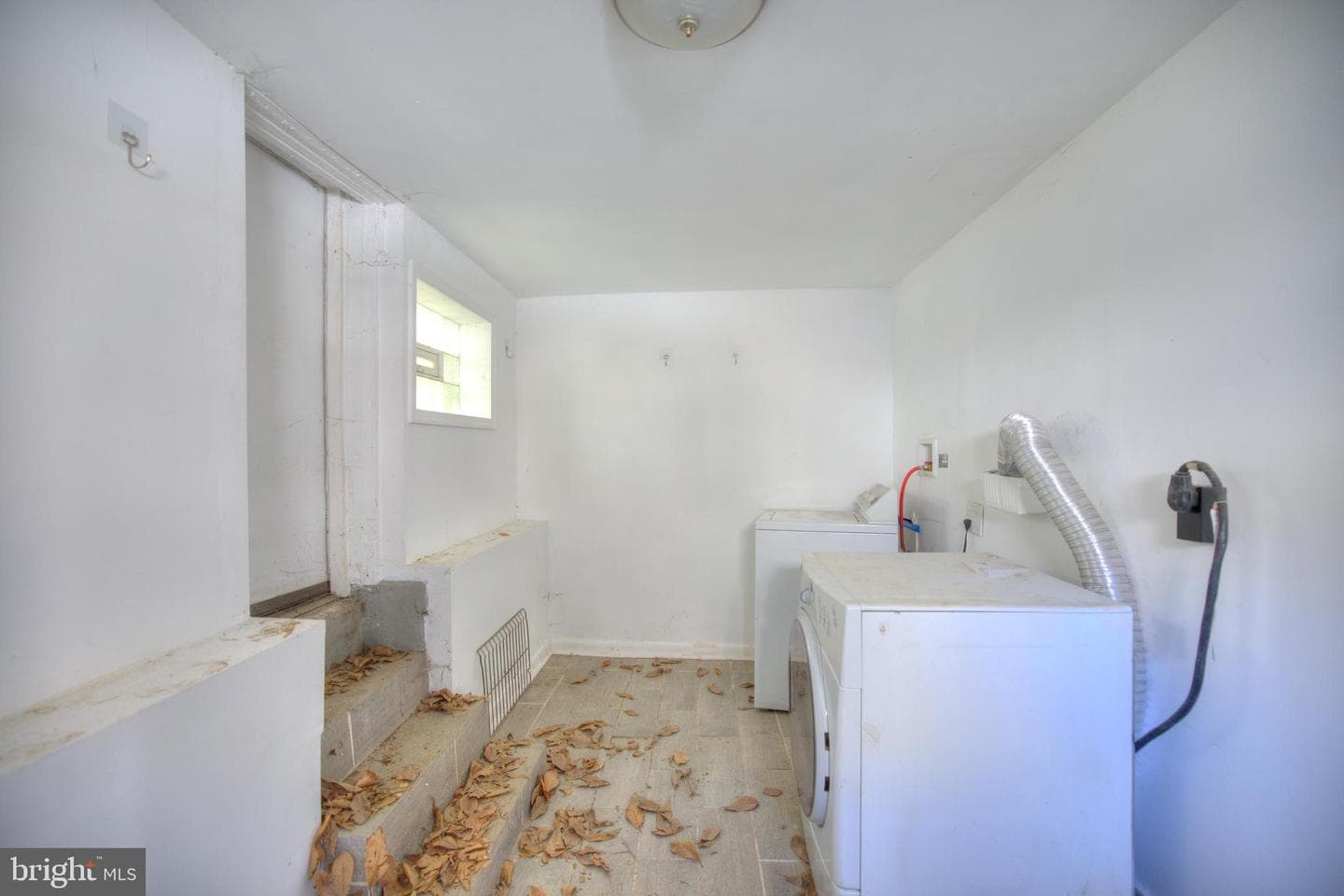 4333 Fleming Street photo 10