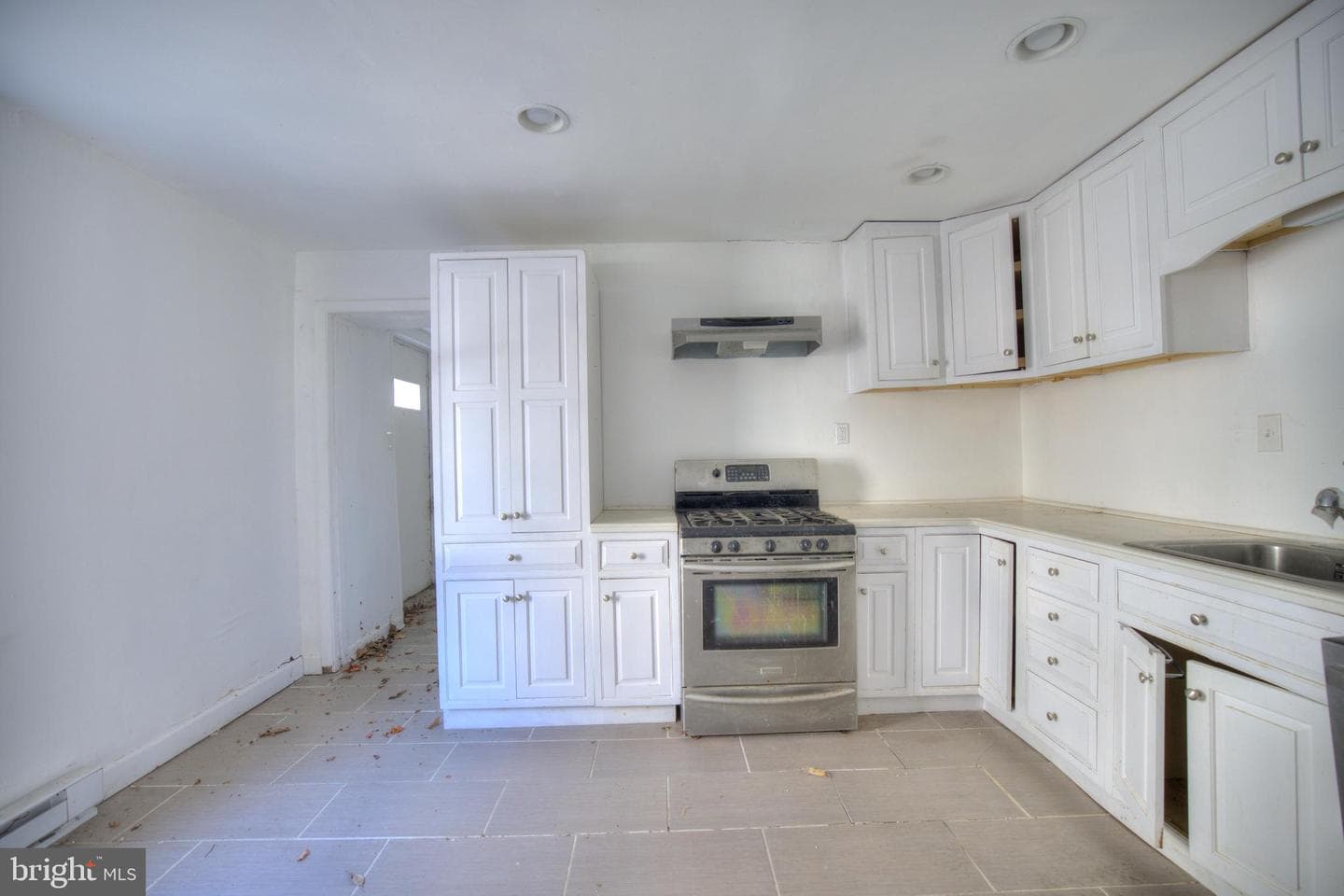 4333 Fleming Street photo 9
