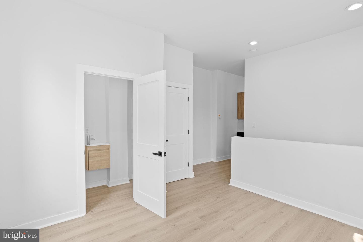 6120 Baynton Street photo 26