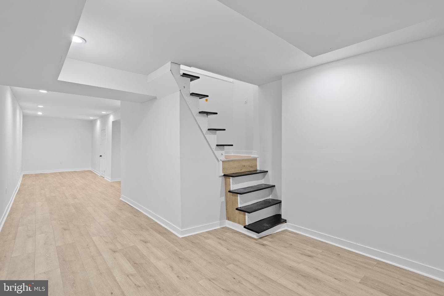 6120 Baynton Street photo 29