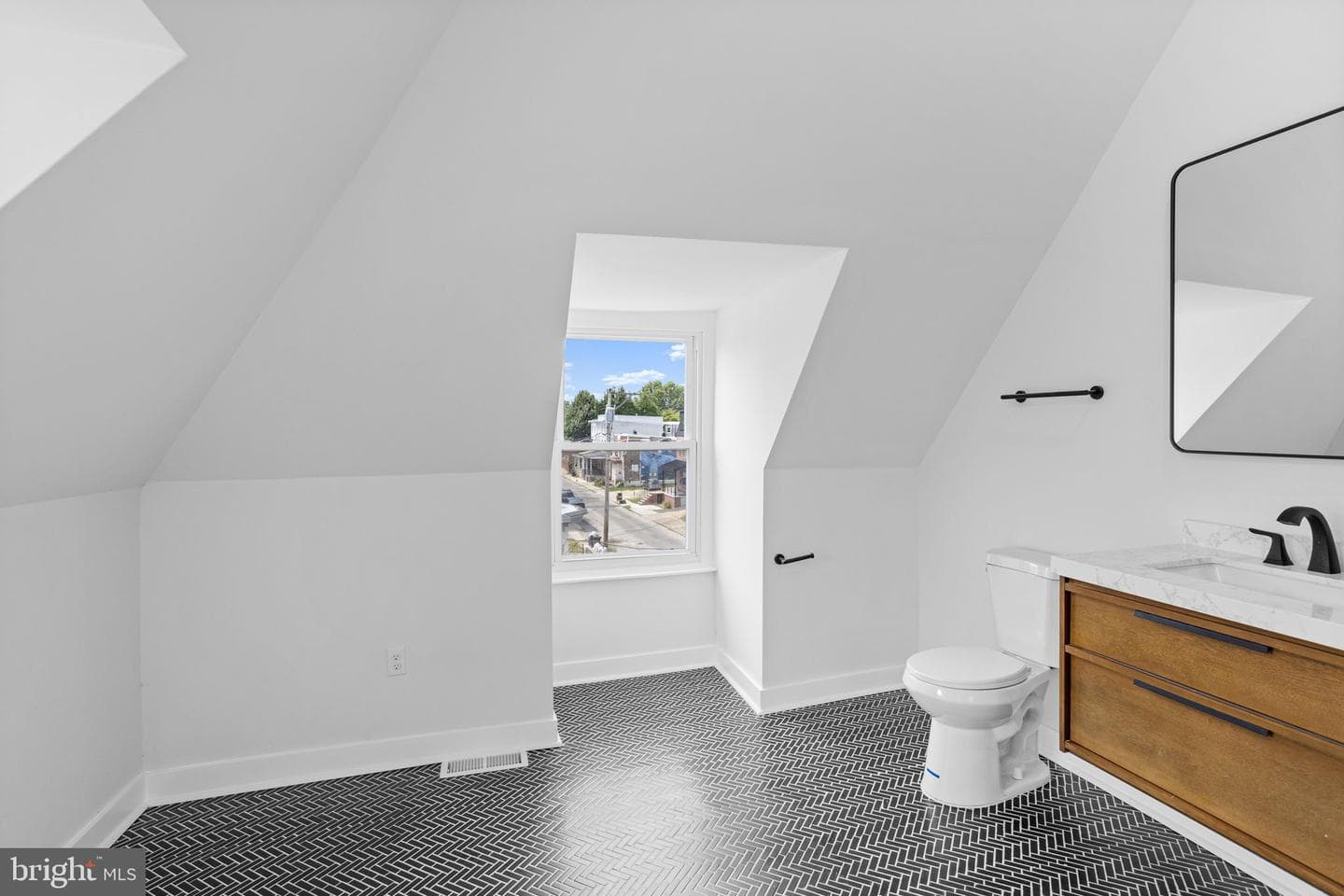 6120 Baynton Street photo 52