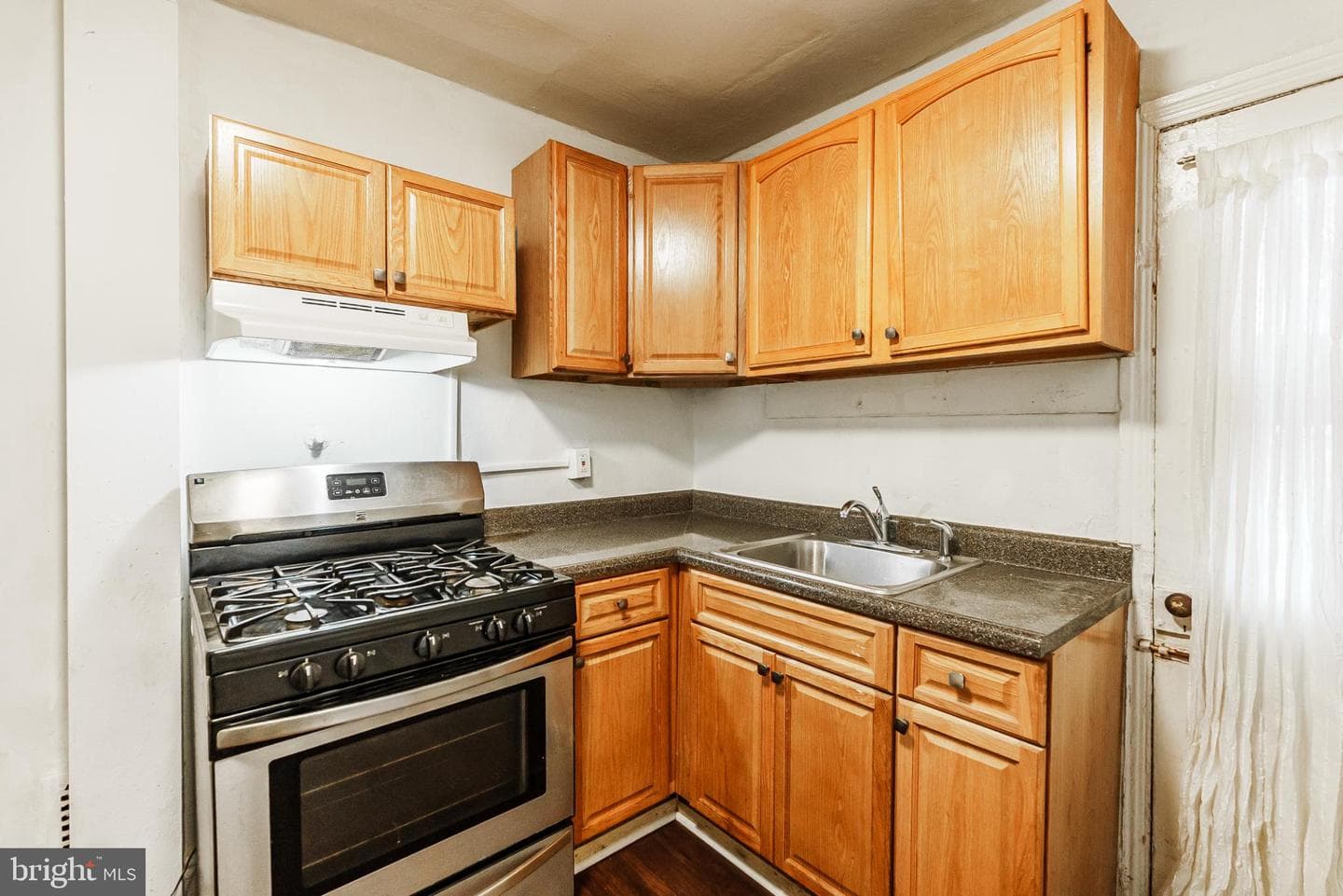 1751 N Bambrey Street photo 8
