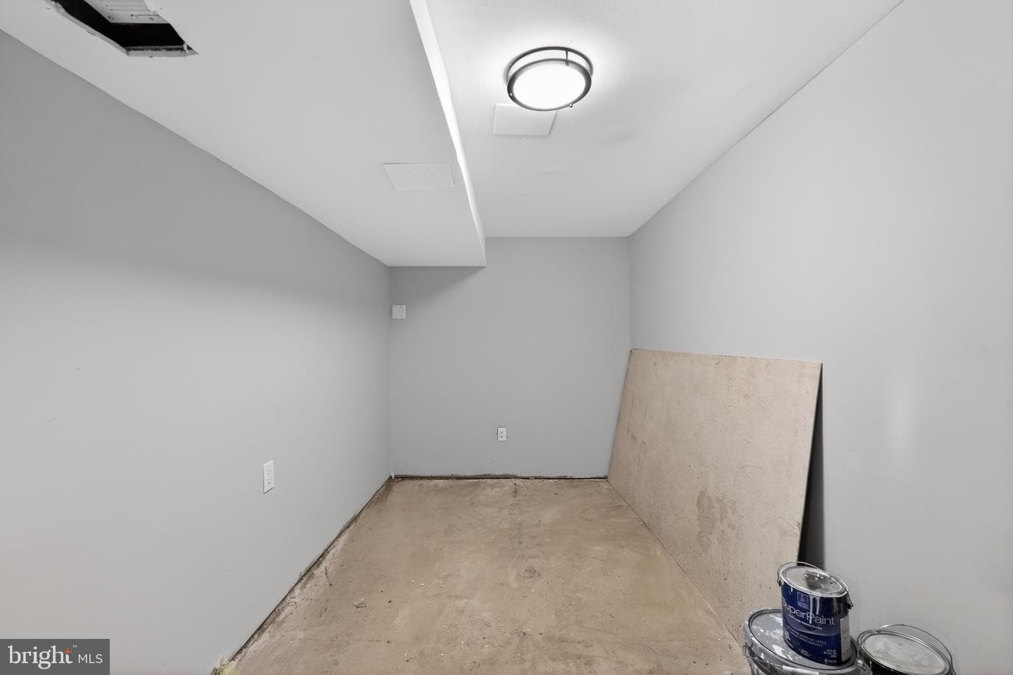 930 E Price Street photo 28