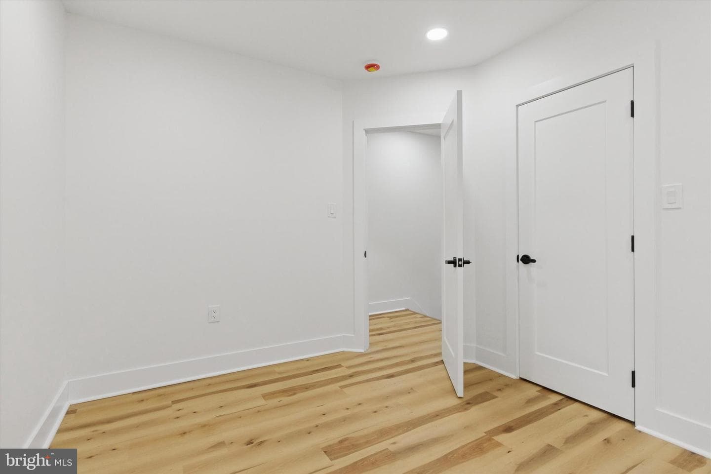 1730 E Mayland Street photo 19