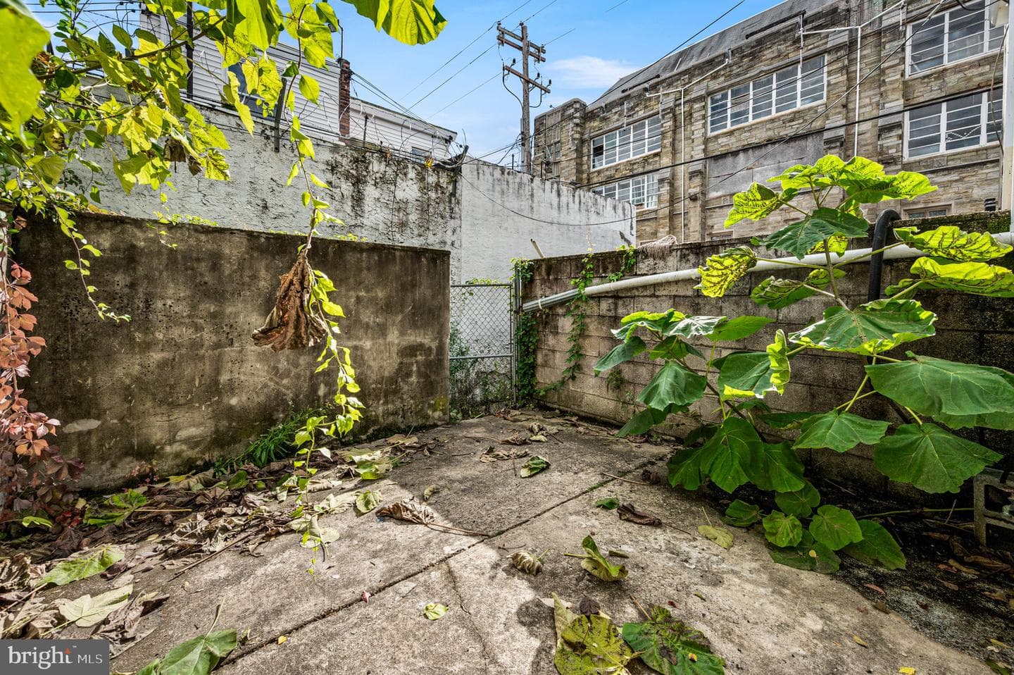 3103 N Croskey Street photo 21