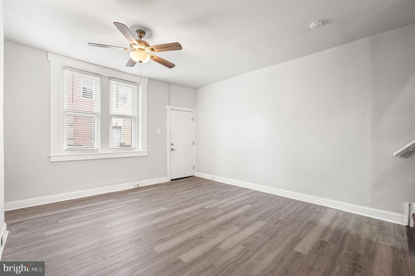 3103 N Croskey Street photo 5