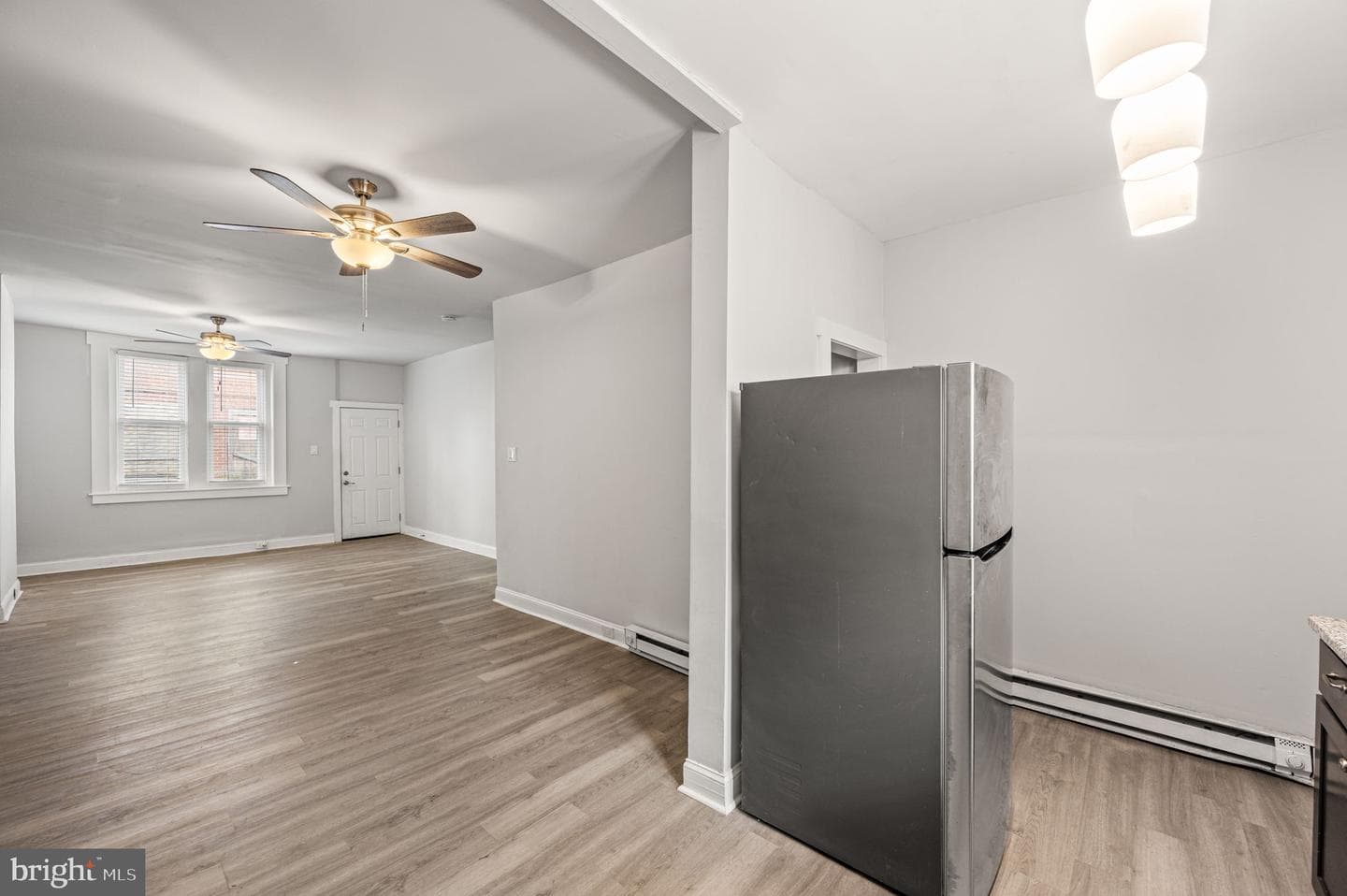 3103 N Croskey Street photo 8