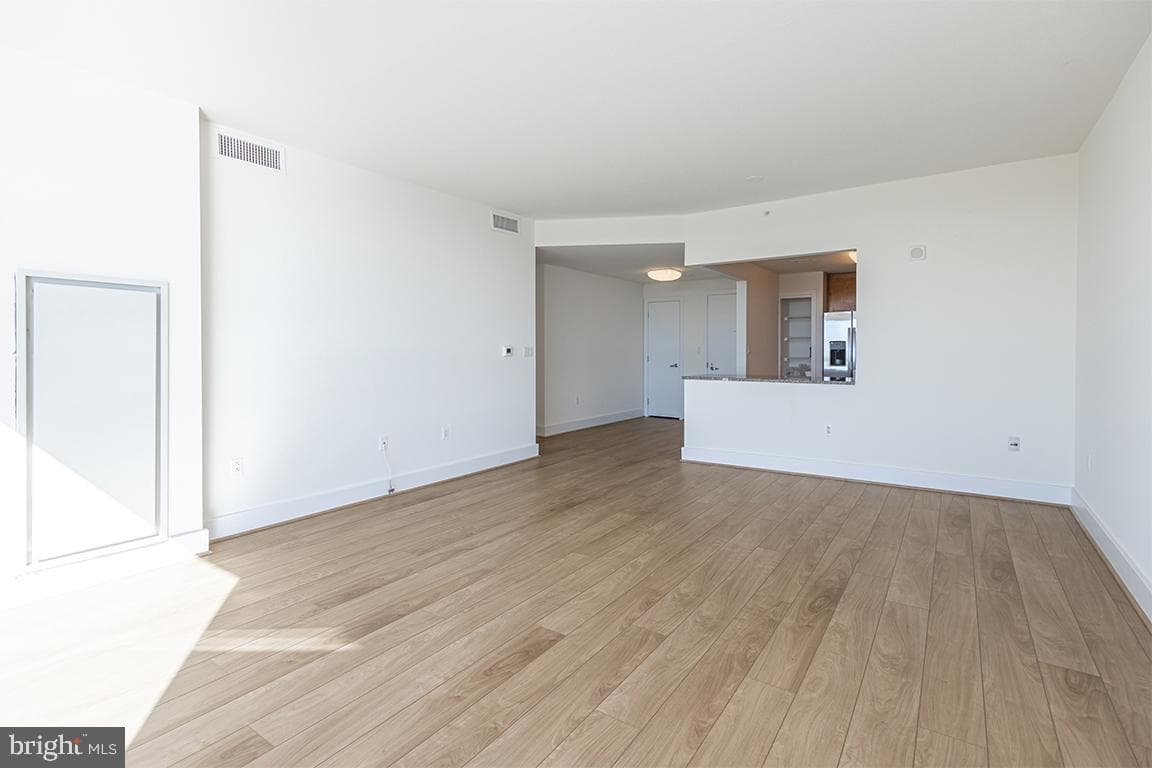 717 S Chris Columbus Boulevard #814 photo 11