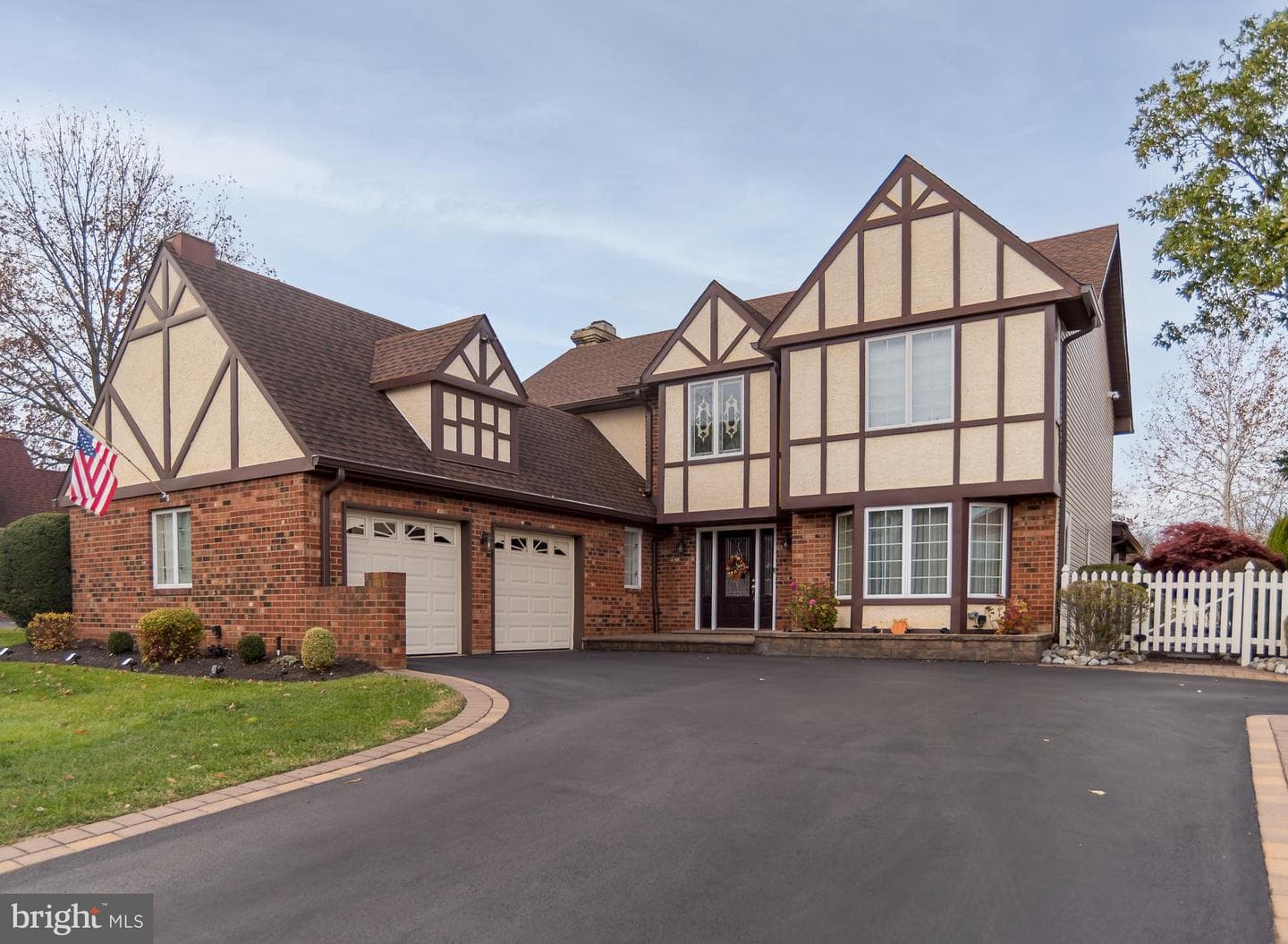 9616 Eden Hall Lane photo 4