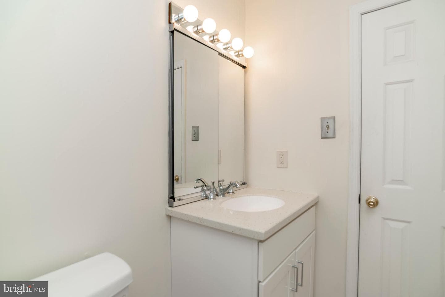 9616 Eden Hall Lane photo 55
