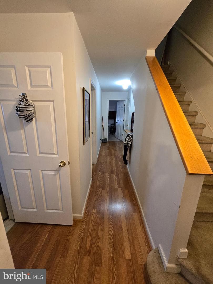 1820 Wilmot Street photo 23