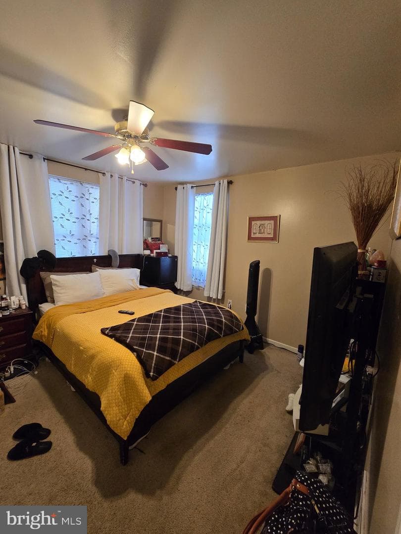 1820 Wilmot Street photo 32