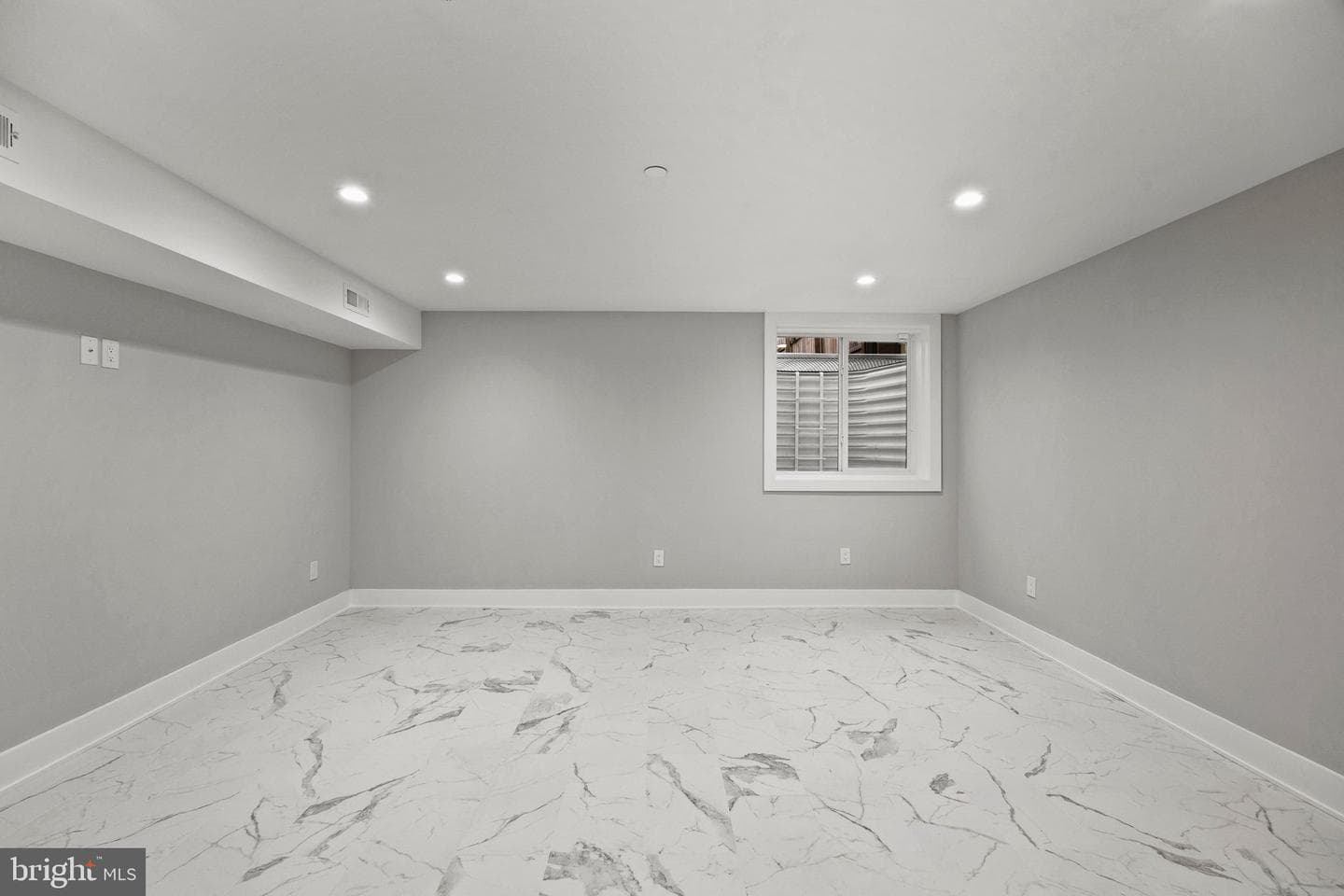 513 Salmon Street photo 66