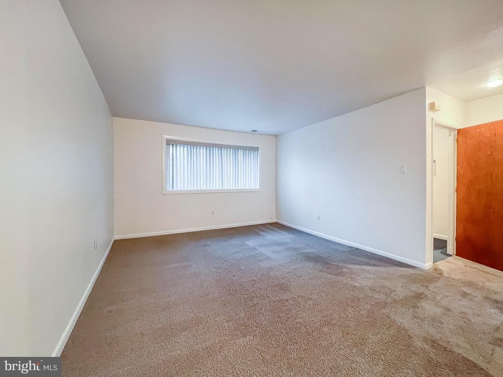 10843 Academy Road photo 19
