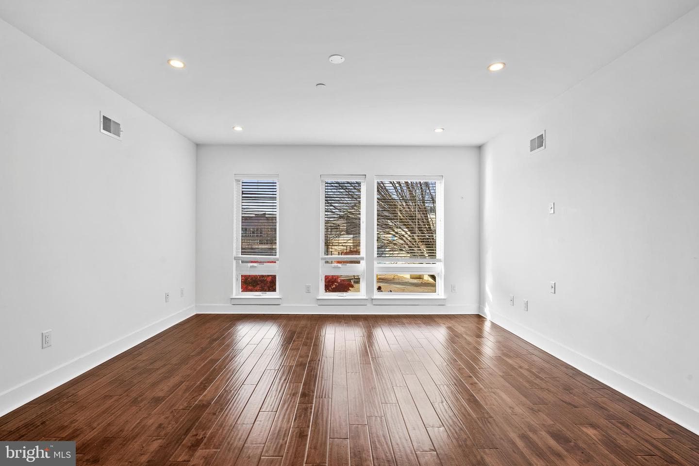1807 Blair Street photo 17