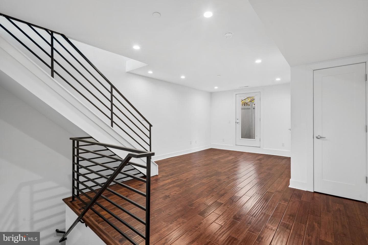 1807 Blair Street photo 3