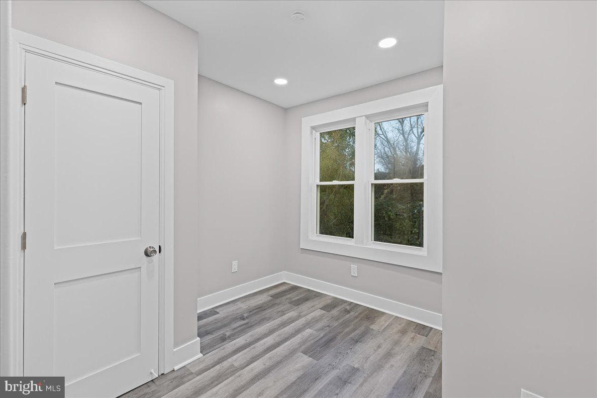 6629 Ross Street photo 18