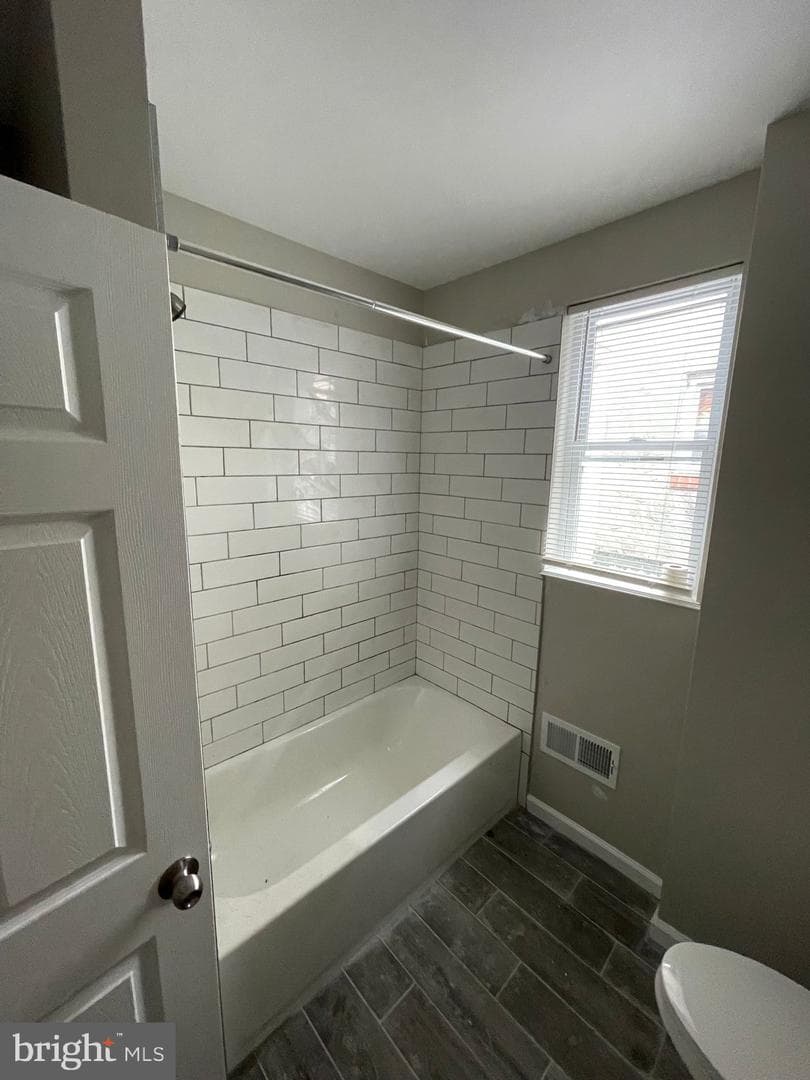 1405 W Pacific Street photo 29