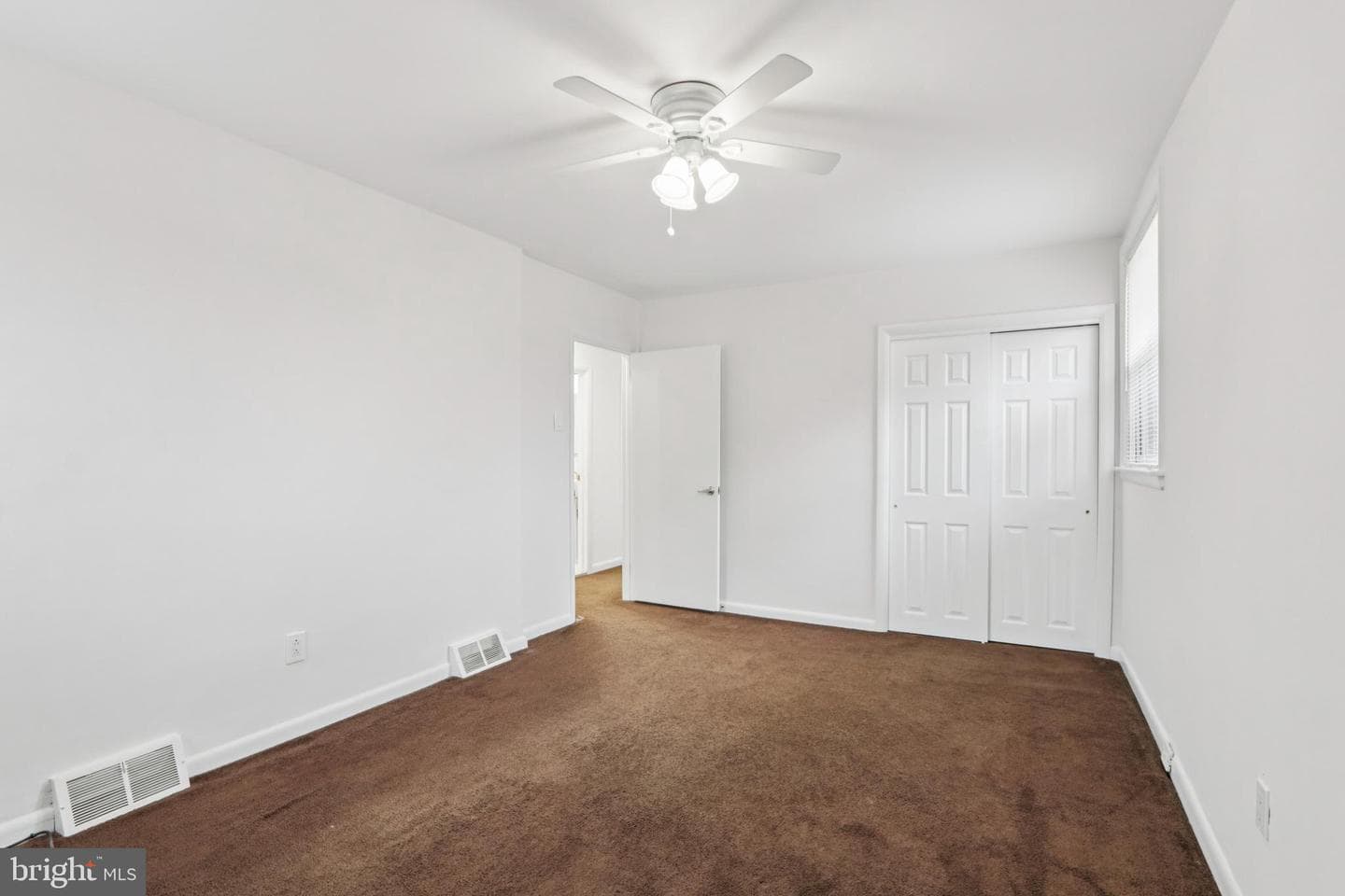 8855 Winchester Avenue photo 21