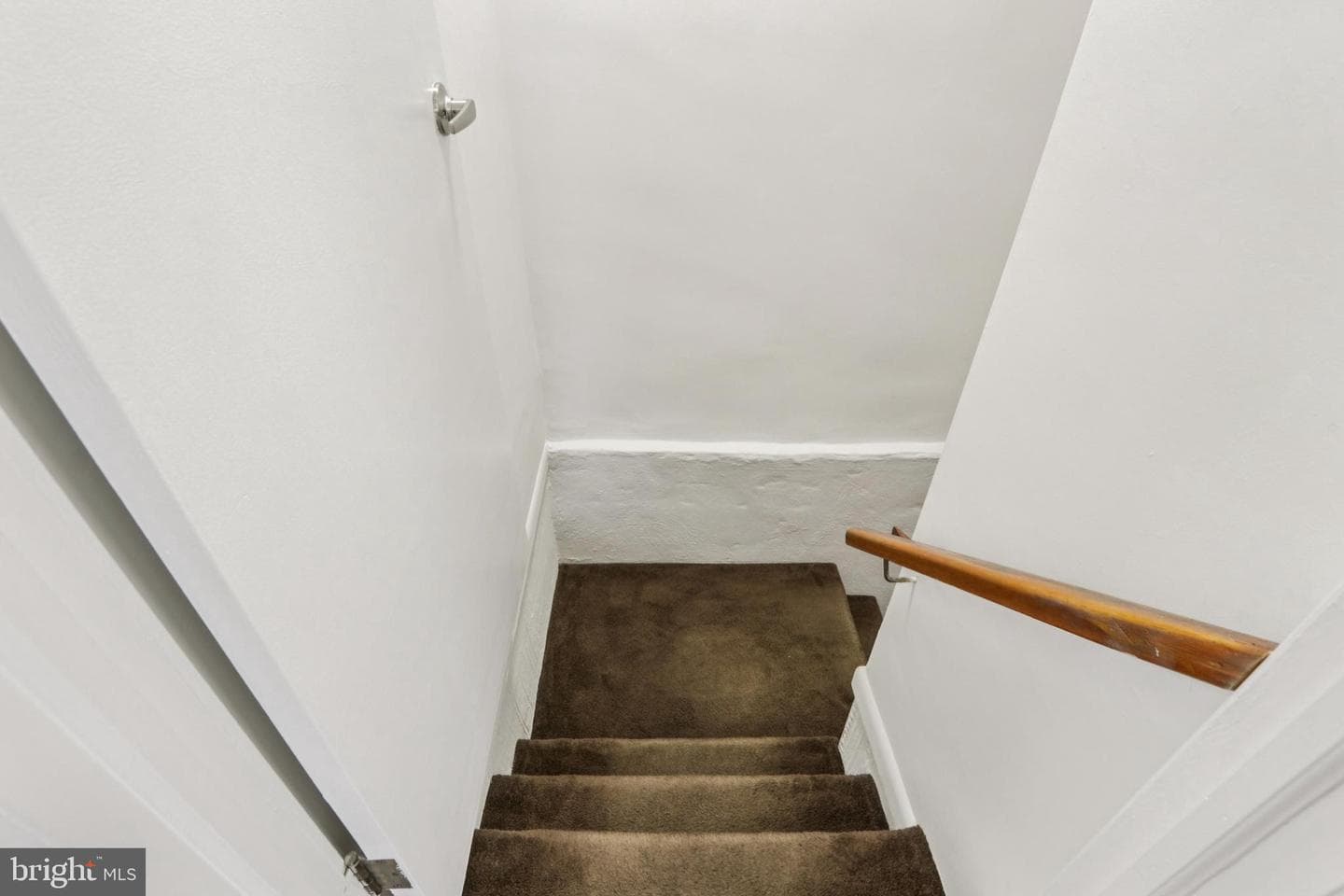 8855 Winchester Avenue photo 25
