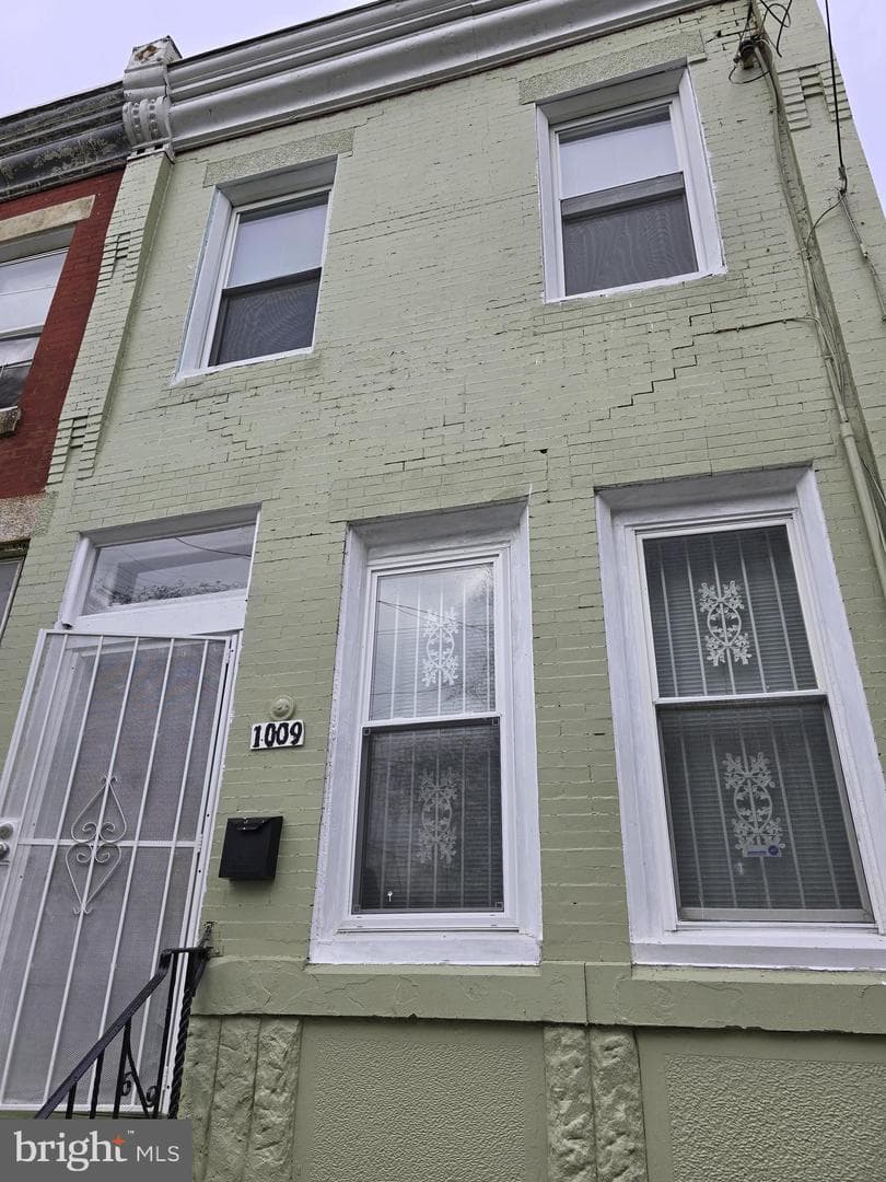 1009 W Susquehanna Avenue, Philadelphia