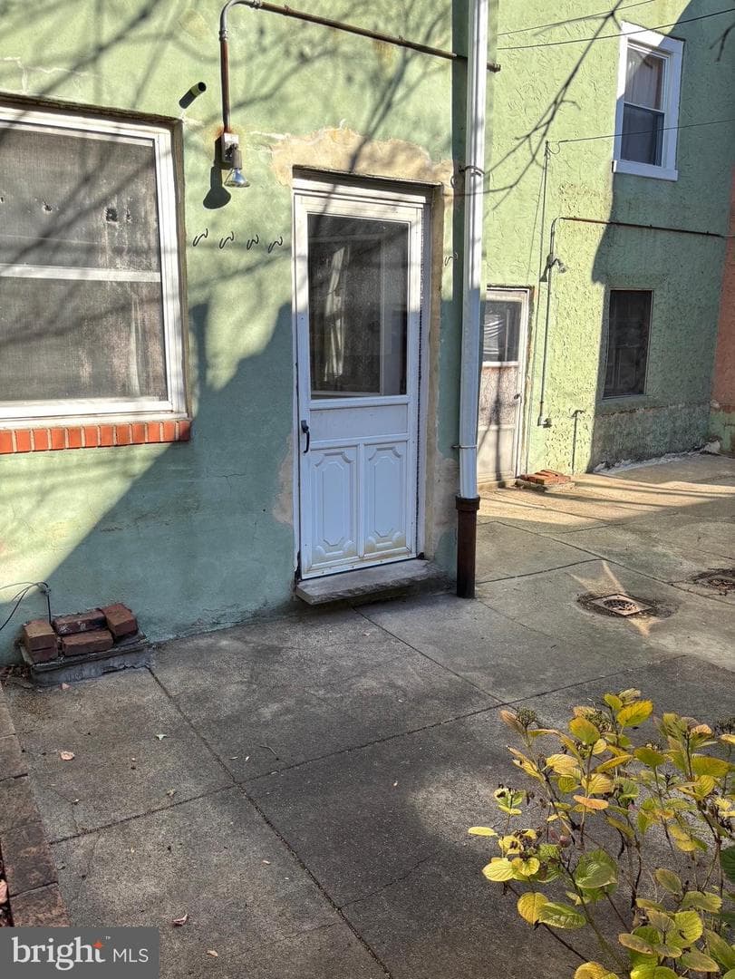 904-906 Greenwich Street photo 13