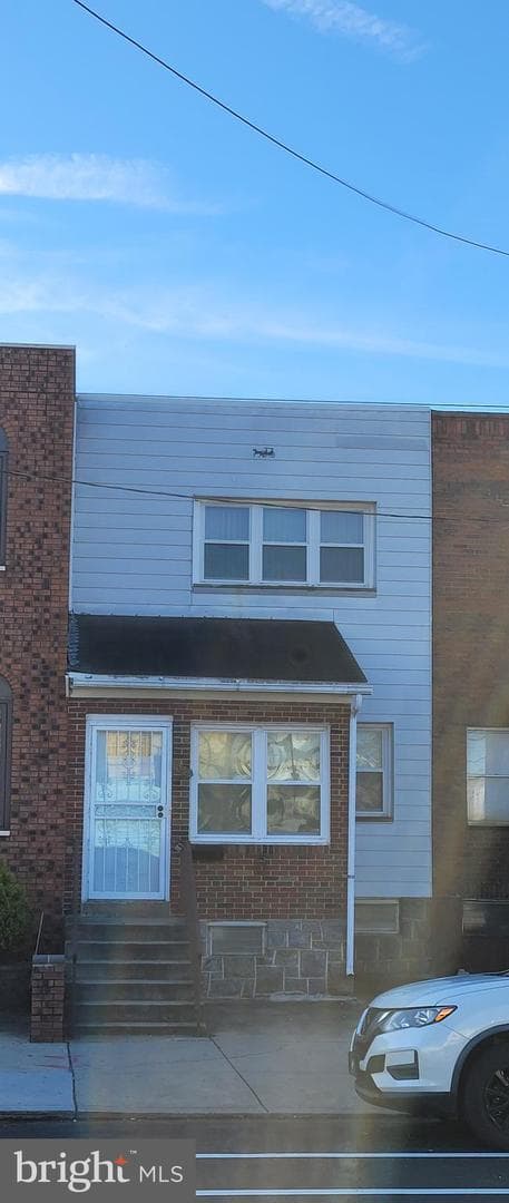 1022 W Oregon Ave, Philadelphia
