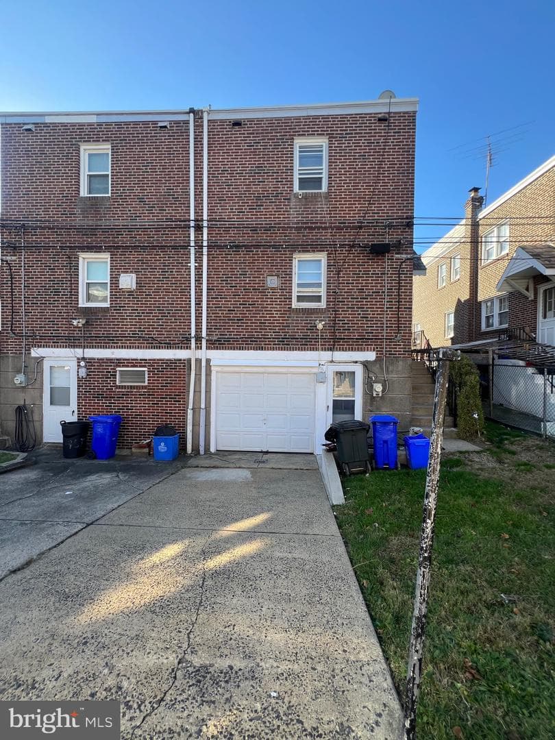 1117 Saint Vincent Street photo 38