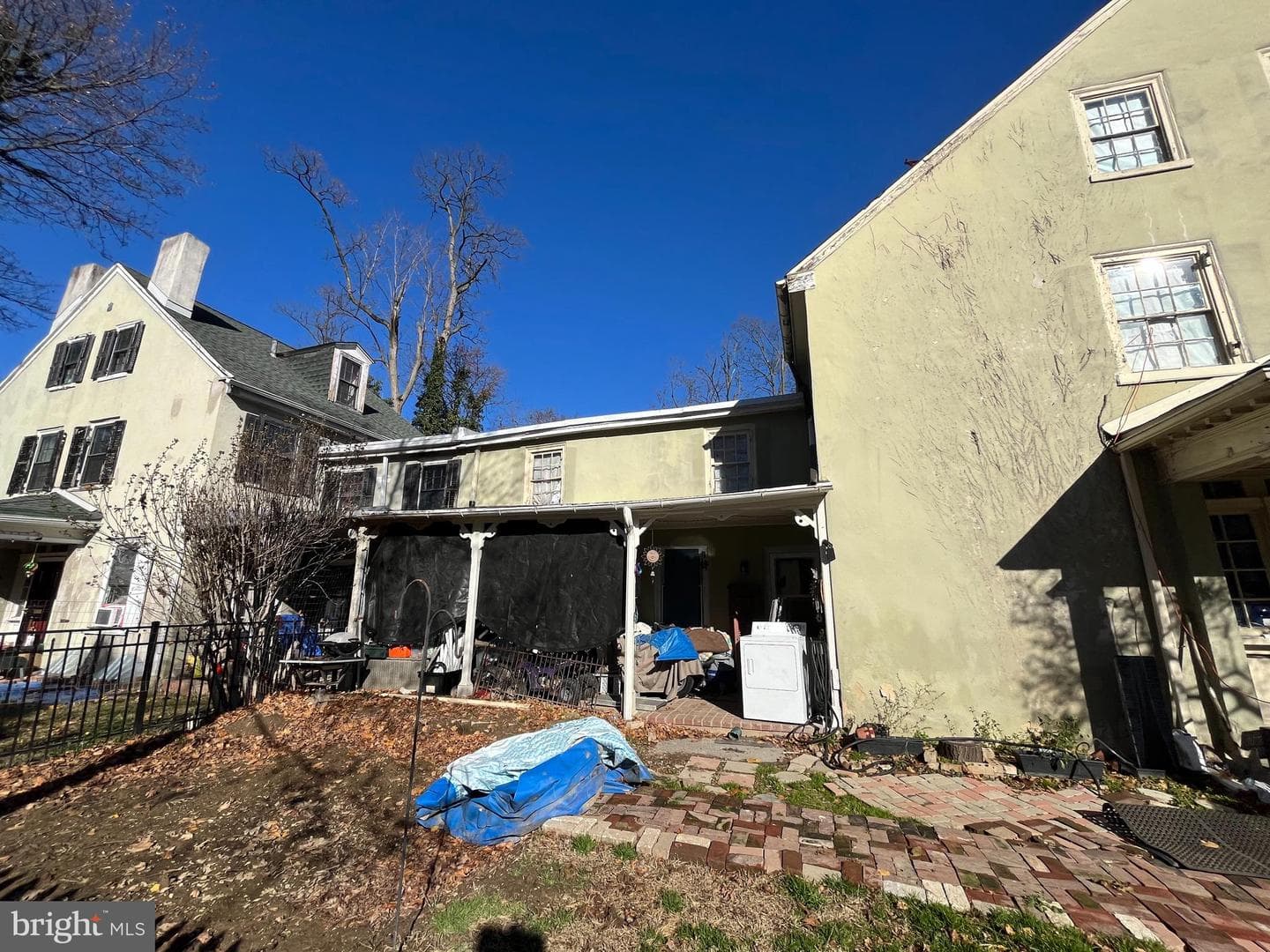 145 W Queen Ln photo 8