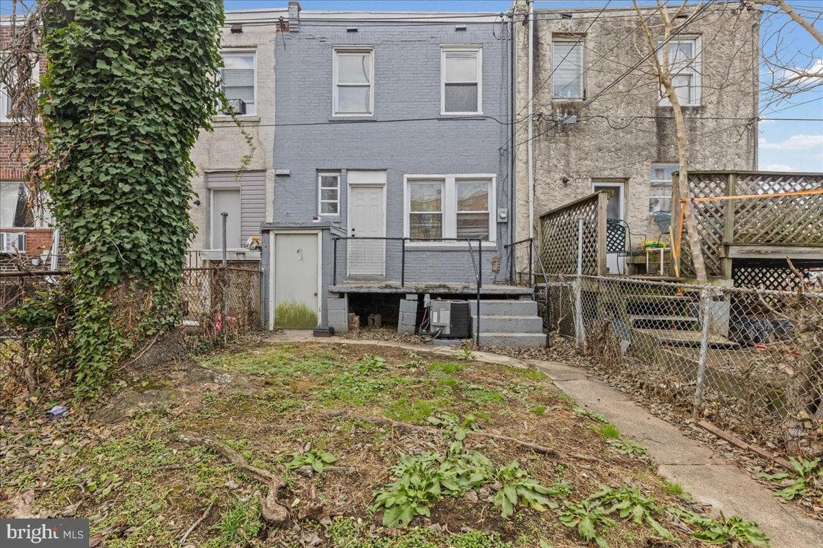 2637 S Carroll Street photo 27