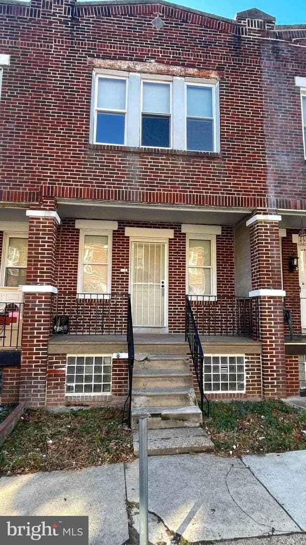 2084 Carver Street photo 3