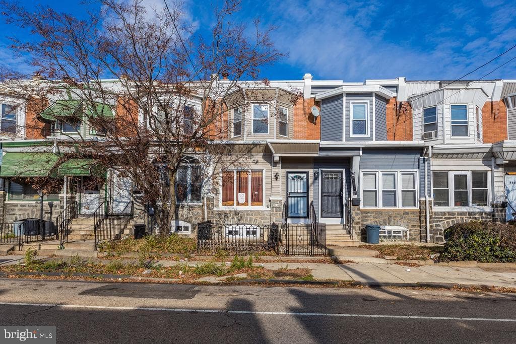 5741 Arch Street photo 2